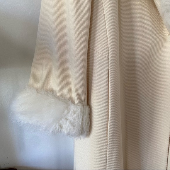 NWT Marvin Wool Coat Cream Size 2x Faux Fur Collar - Picture 3 of 12